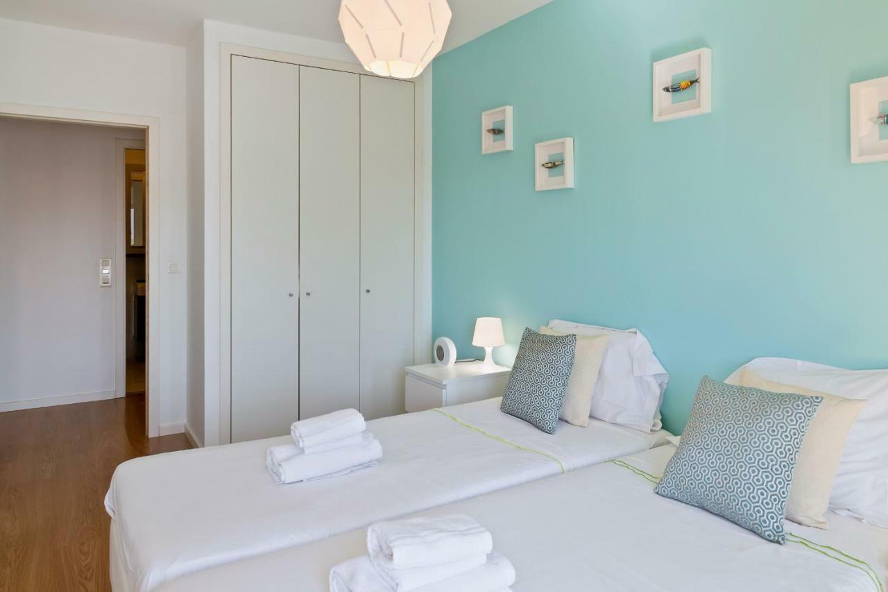Ferienhaus Stunning 2 Bed Apt, Sleeps 4 Nr Entrecampos Lissabon